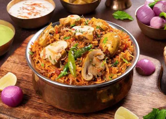 Mushroom Biryani (Jumbo)