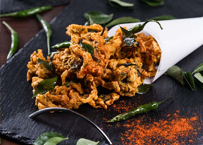 Onion Pokodas ( V )