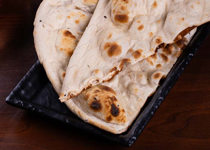 Plain Naan (V)