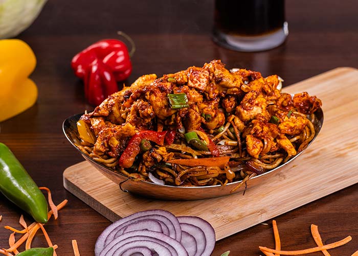 Schezwan Chicken Noodles