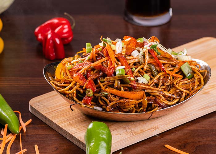 Schezwan Veg Noodles (V)